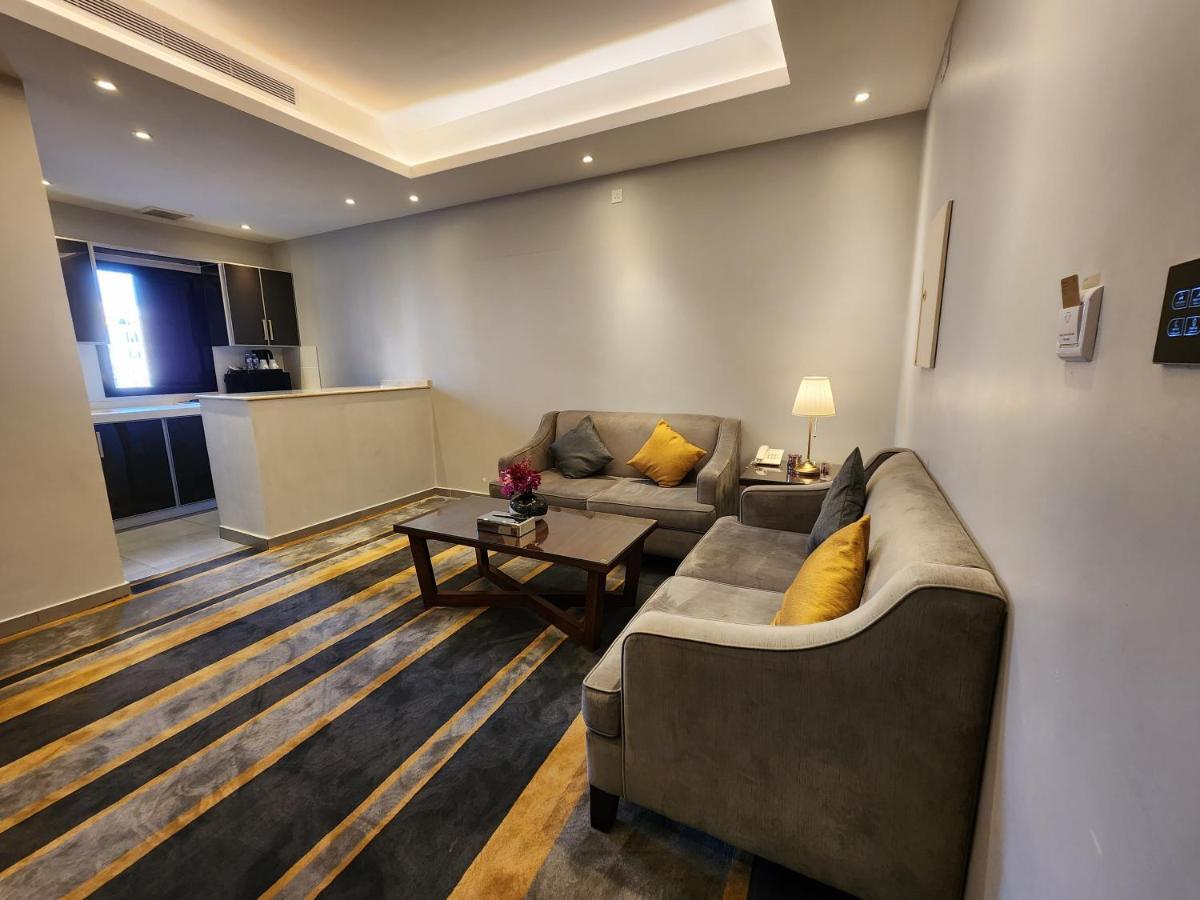 دار ود للأجنحة الفندقية Jeddah Exterior foto