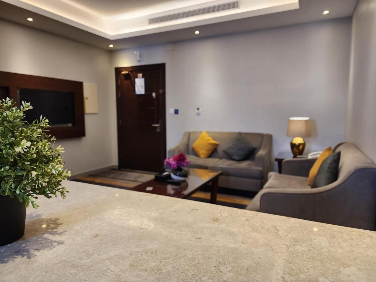 دار ود للأجنحة الفندقية Jeddah Exterior foto