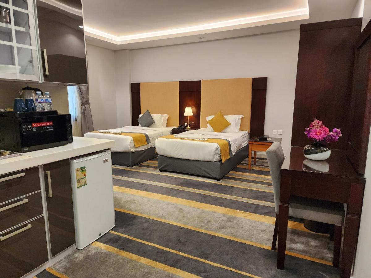 دار ود للأجنحة الفندقية Jeddah Exterior foto